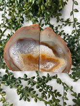 Load image into Gallery viewer, Small Tan Agate Book Ends
