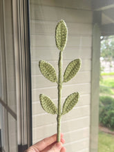 Load image into Gallery viewer, Light Green Leaf - Single Stem
