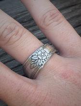 Load image into Gallery viewer, Flower Bud Silverware Ring
