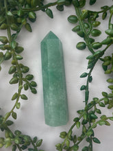 Load image into Gallery viewer, Green Aventurine Point
