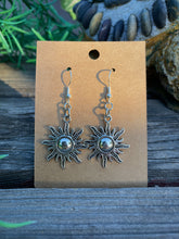 Load image into Gallery viewer, Sun Earrings
