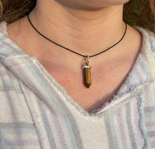 Load image into Gallery viewer, Tiger&#39;s Eye Point Necklace
